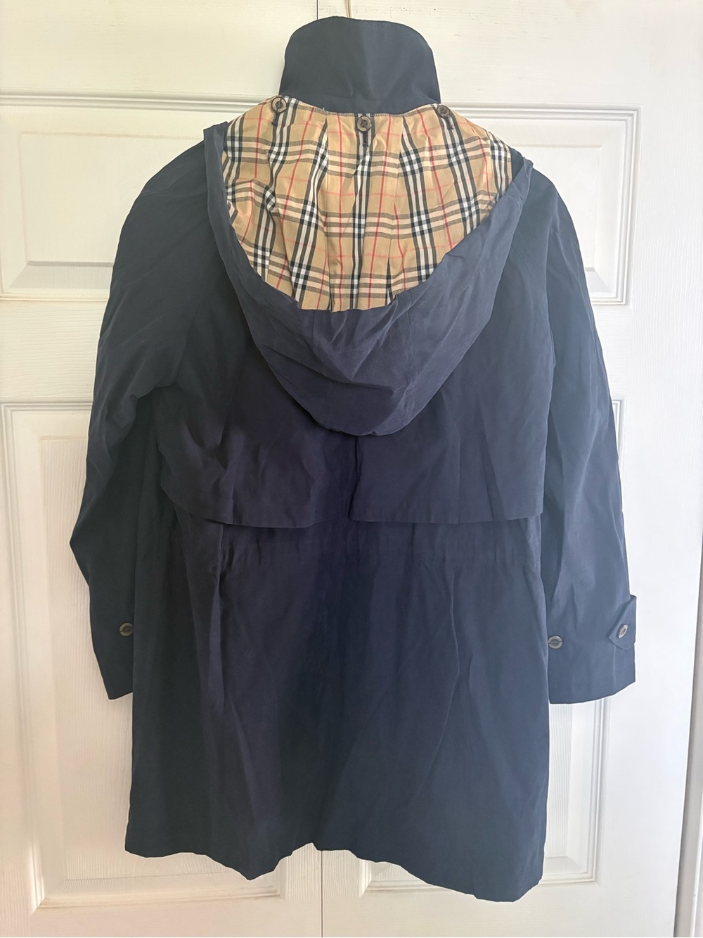 Burberry Navy Blue Men's Trench Coat with Signature Check Lining - Picture 5 of 8